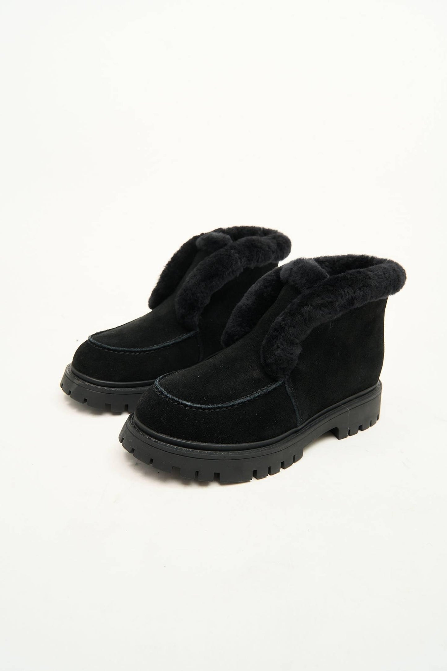 Vail Black Fur Boots