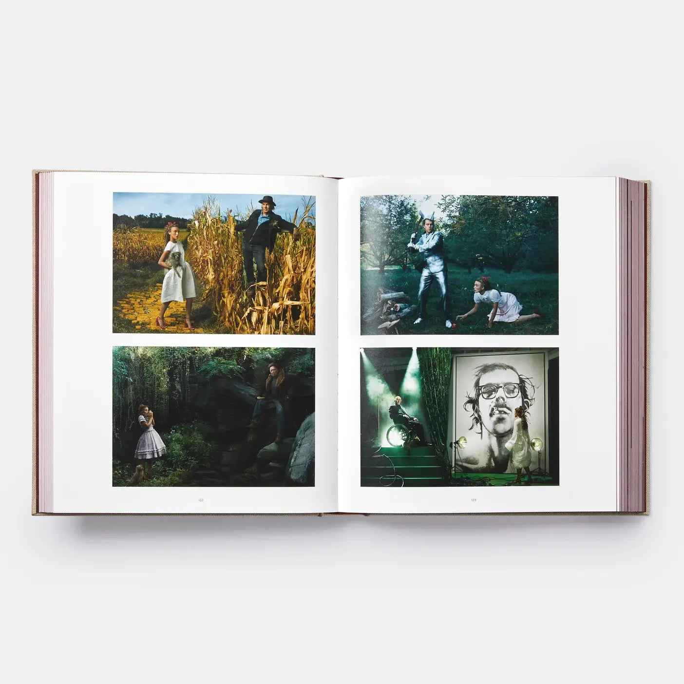 Wonderland Annie Leibowitz Book