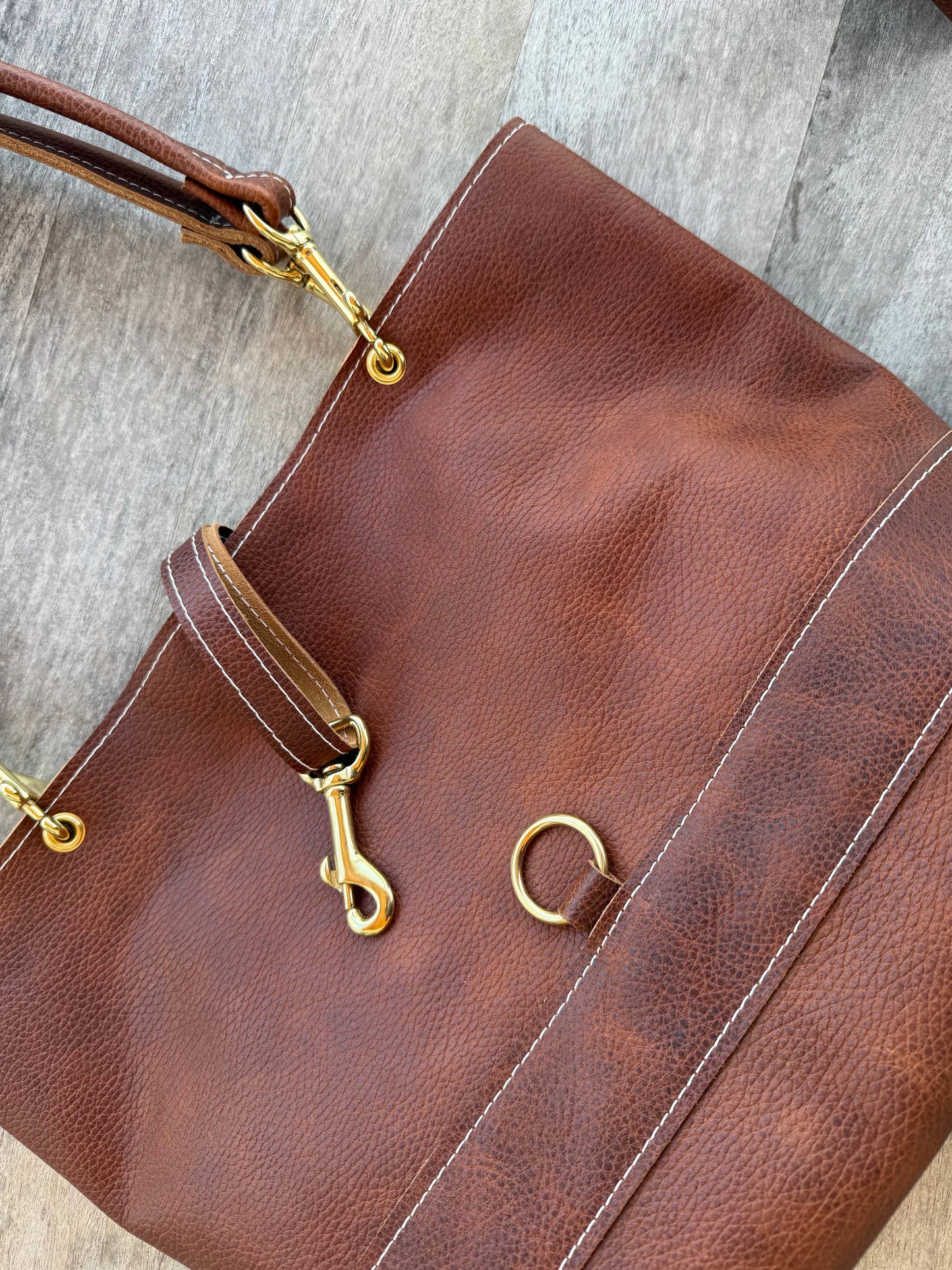 Medium Leather Metro Bag - Tori T Designs