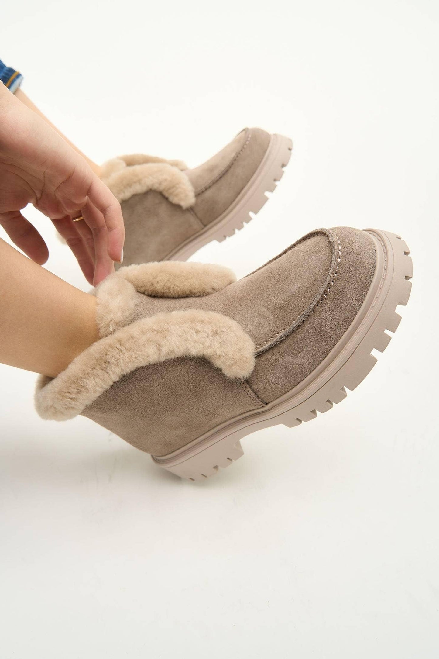 Vail Beige Fur Boots
