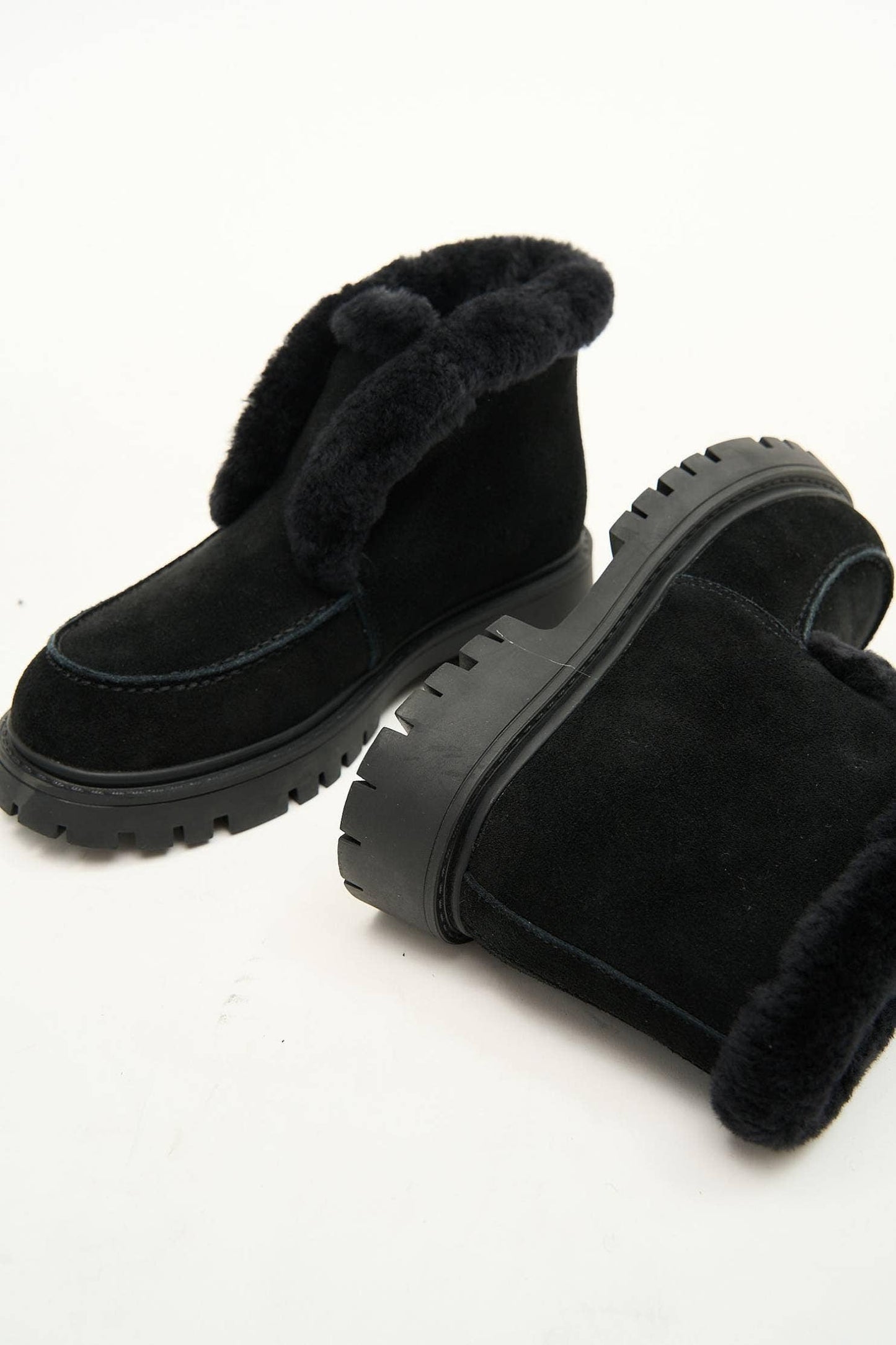Vail Black Fur Boots