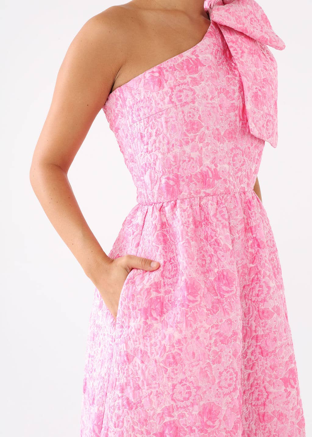 Caroline Gown Pink Bubble Jacquard - Abbey Glass
