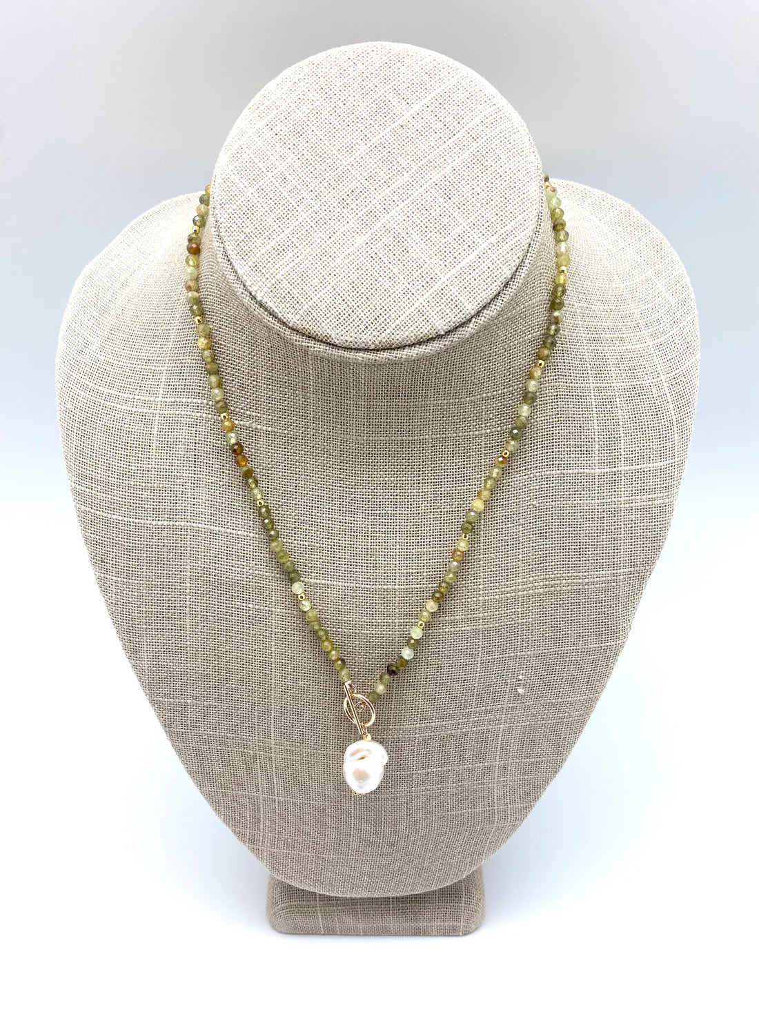 Carol Necklace - Moss Garnet - In2Design