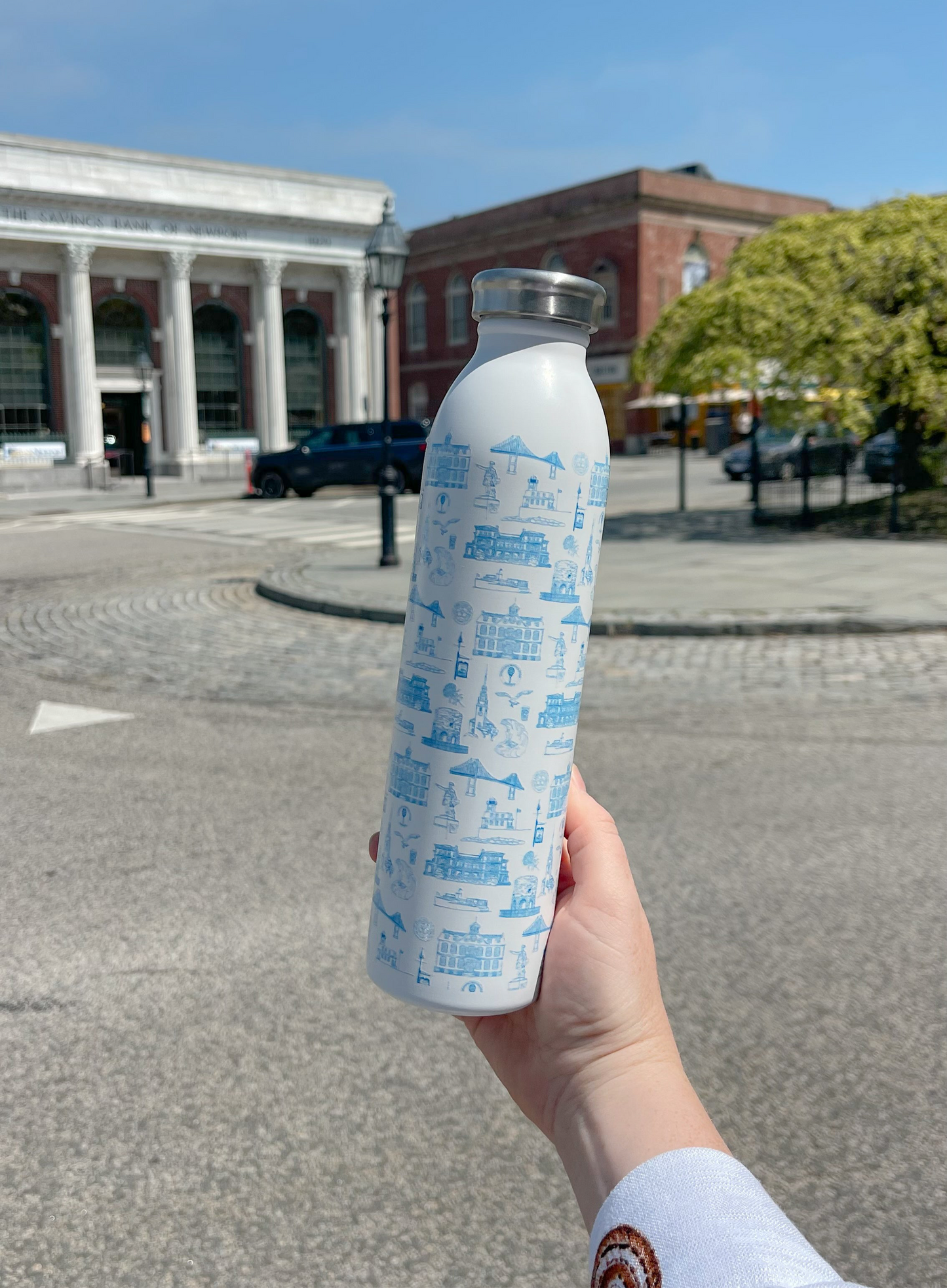 Newport Toile Water Bottle - MarleyArted