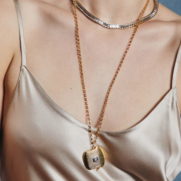 Ribbed Vesta Case Necklace - Hart Jewelry