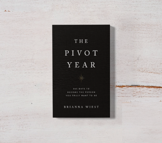 The Pivot Year Book - Brianna Wiest