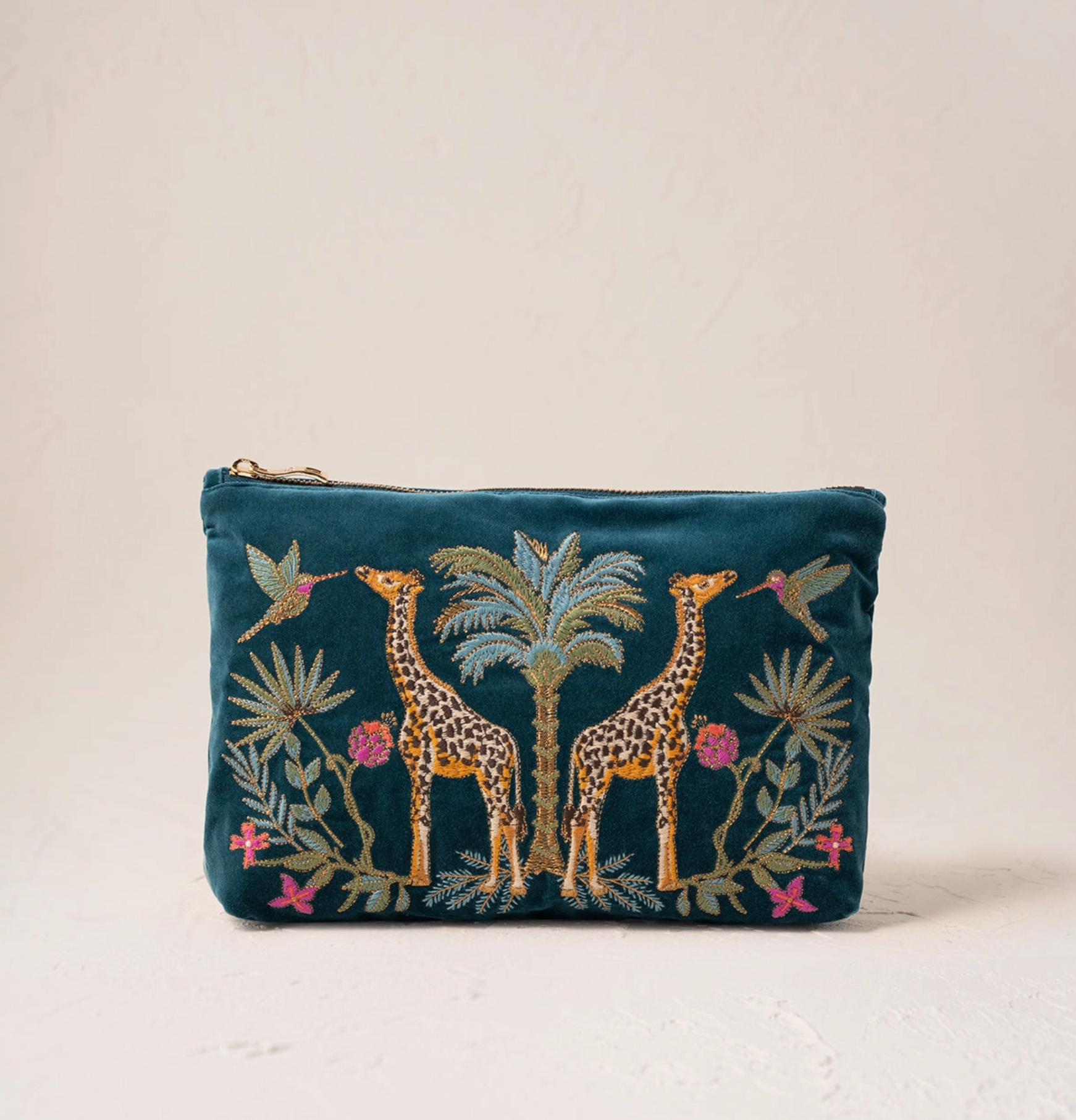 【Elizabeth Scarlett】Wild Giraffe Palm Everyday Pouch WildGiraffePalmMustardYellowVe