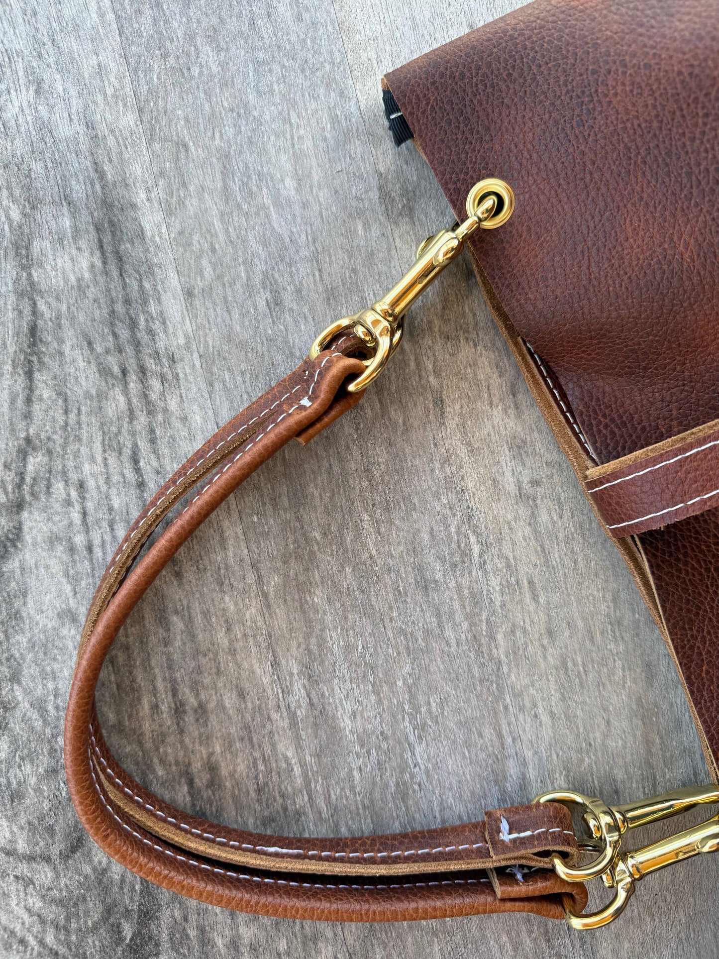 Medium Leather Metro Bag - Tori T Designs
