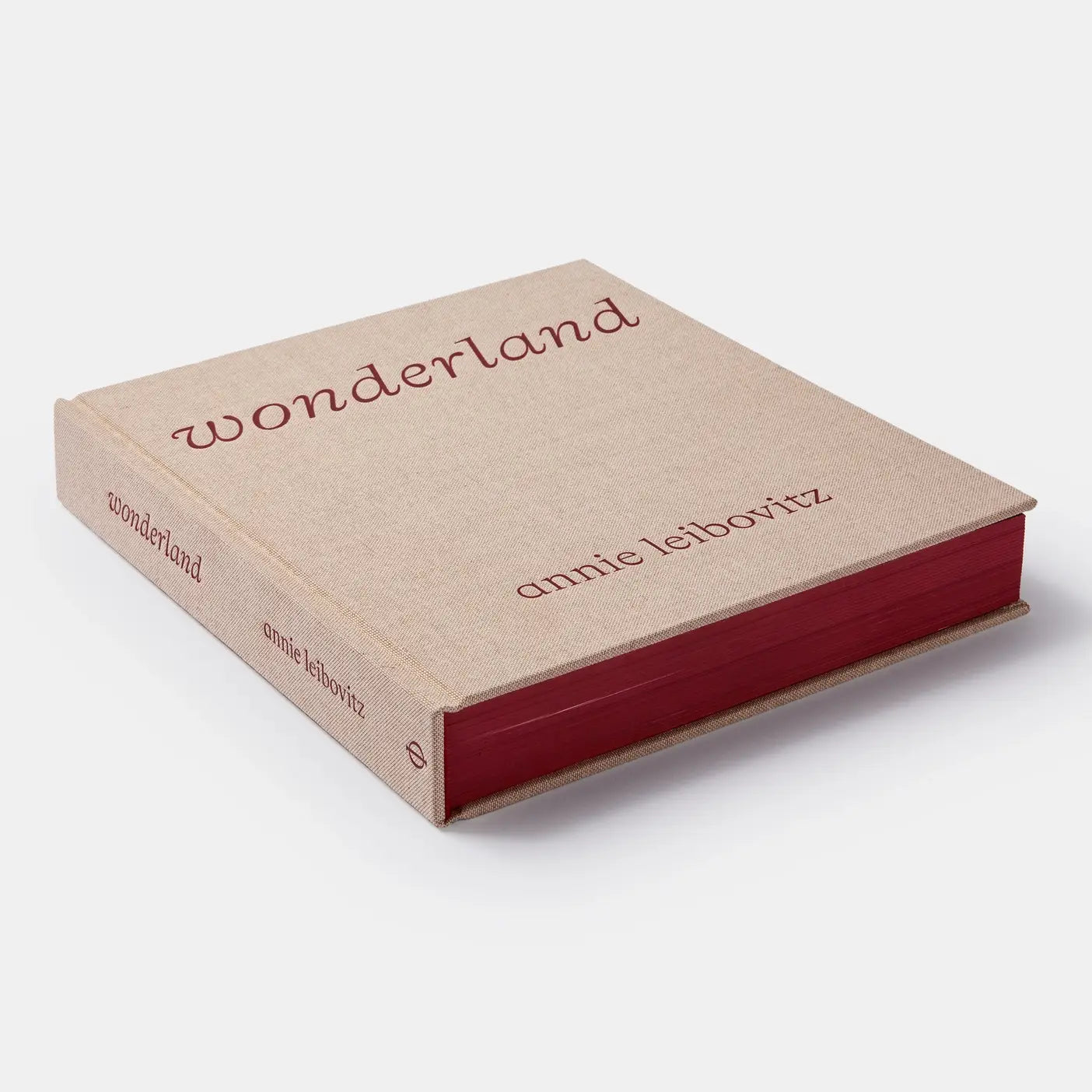 Wonderland Annie Leibowitz Book