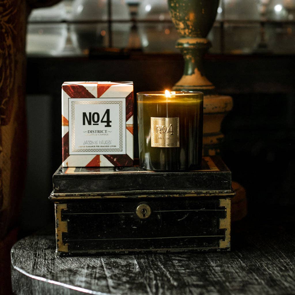 No. 4 District Candle - Warm Teakwood, Golden Amber