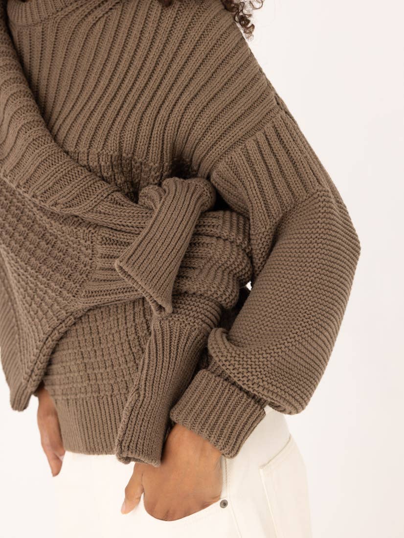 Delčia 100% Cotton Earth Brown Sweater - Knotty Ones