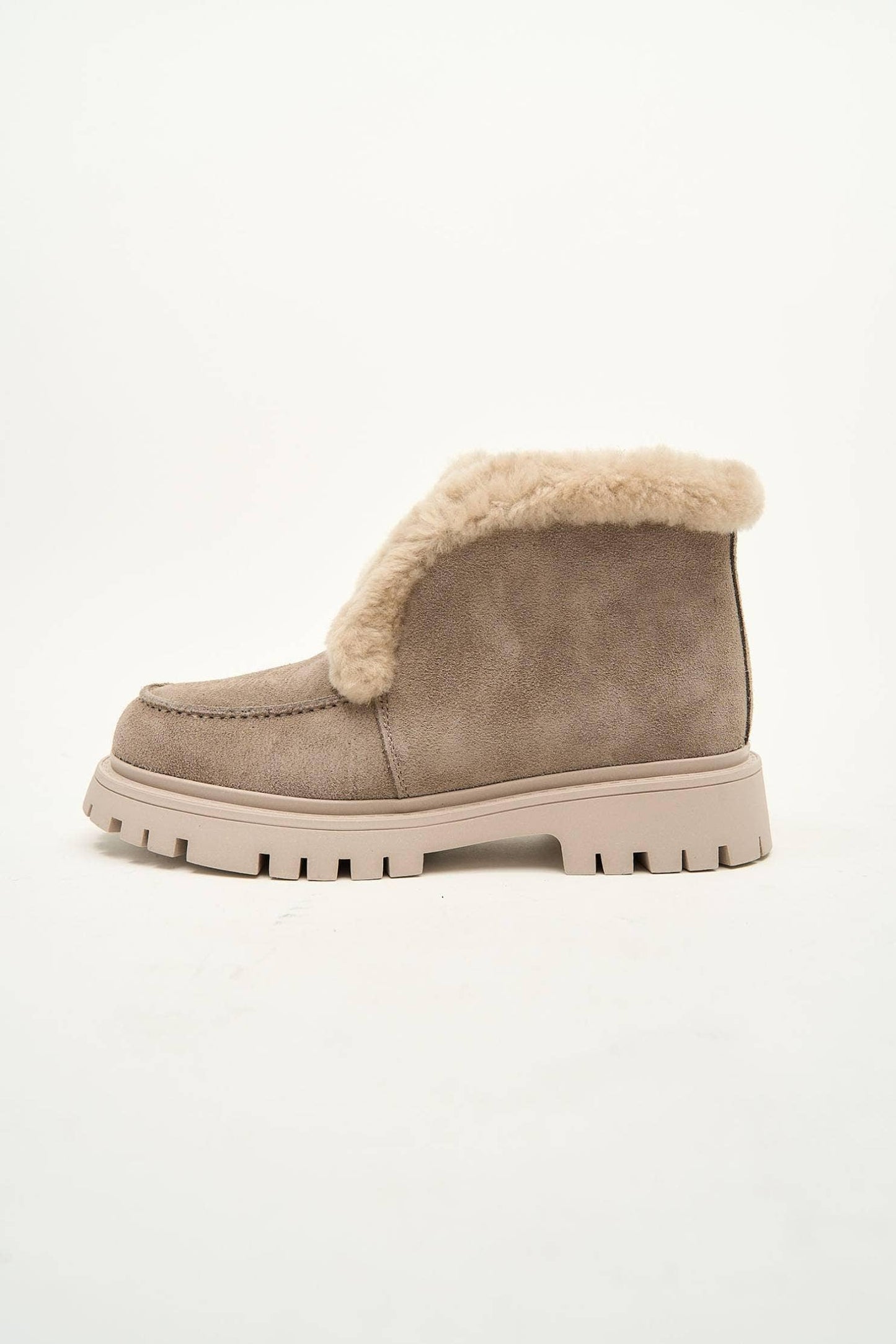 Vail Beige Fur Boots