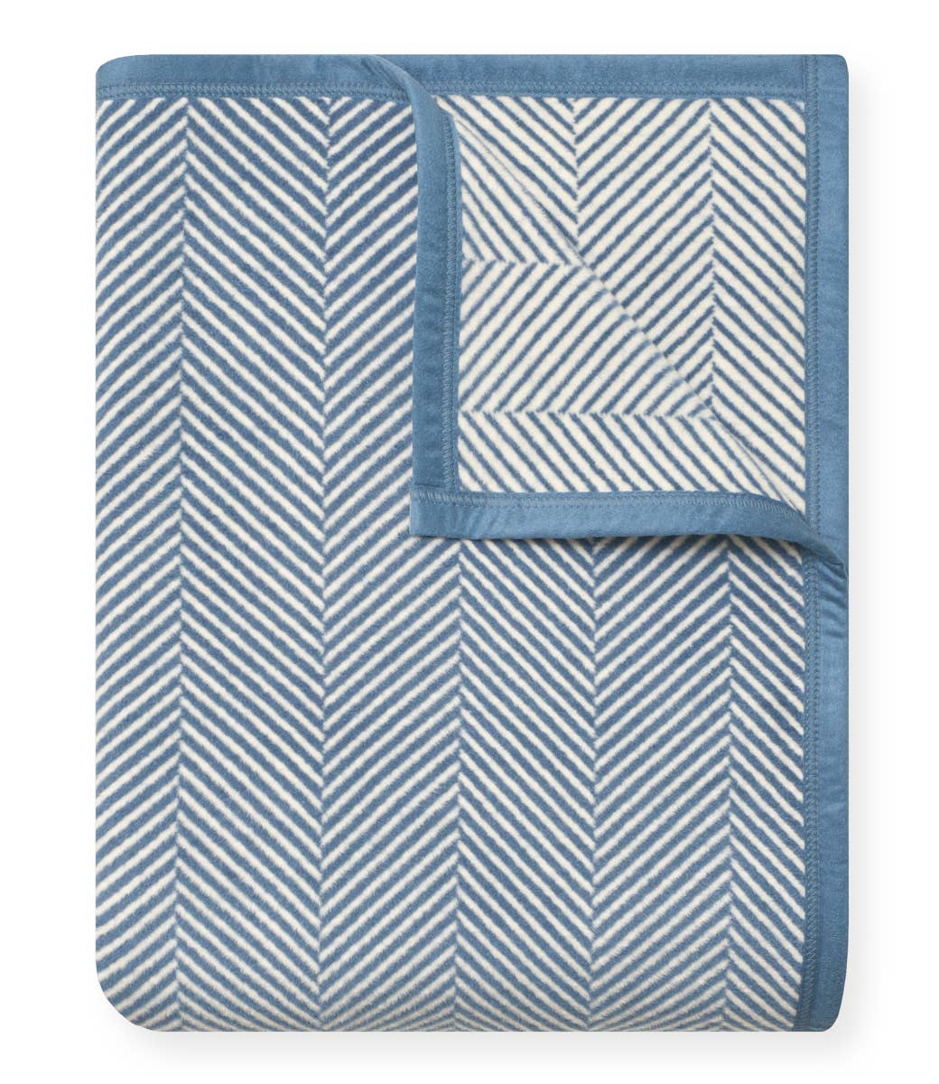 Harborview Herringbone Cornflower Blanket - Midi