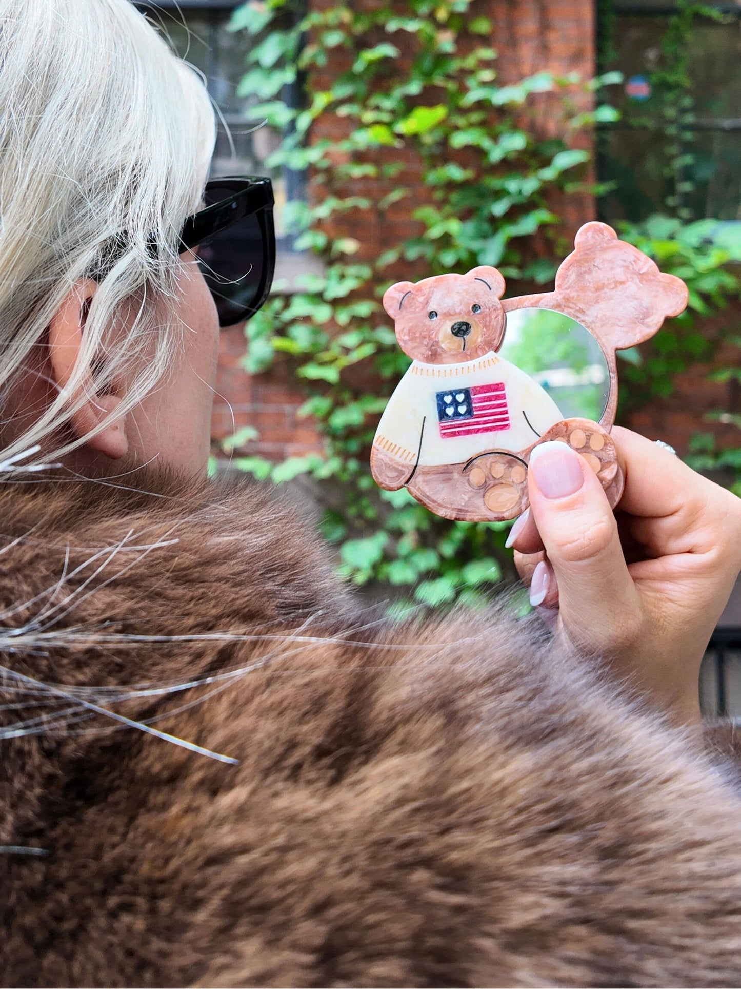Americana Teddy Compact Mirror