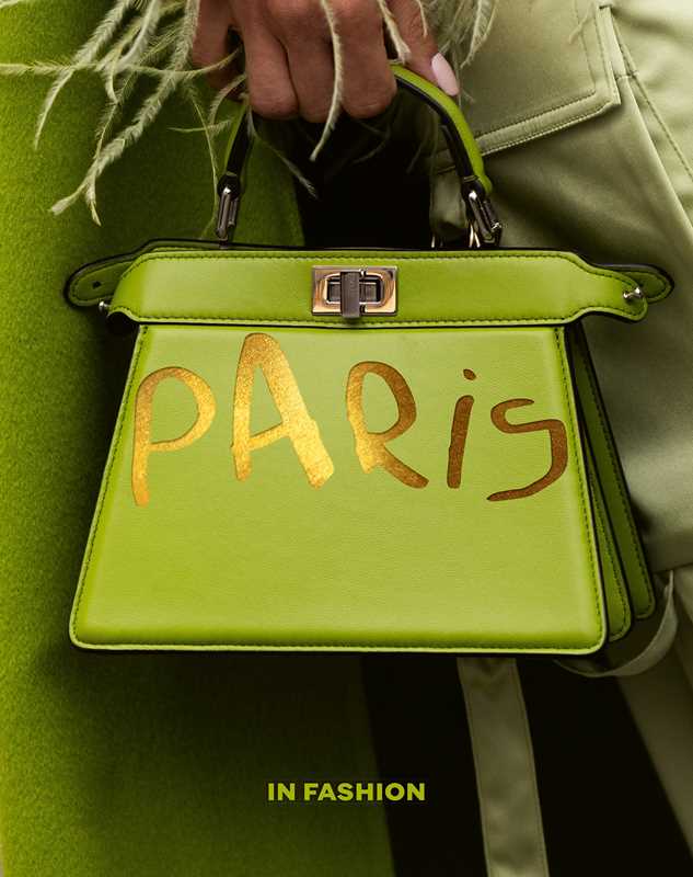 Paris In Fashion by Pierre Toromanoff - Hardcover