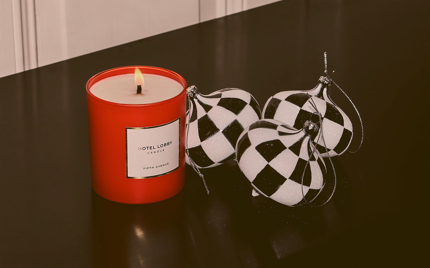 Fifth Avenue - Holiday Scented Candle - Hotel Lobby
