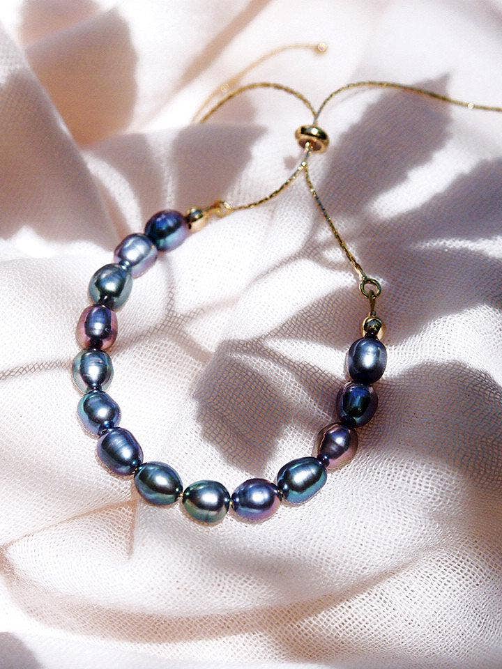 Peacock Pearl Bracelet with Adjustable Gold Chain