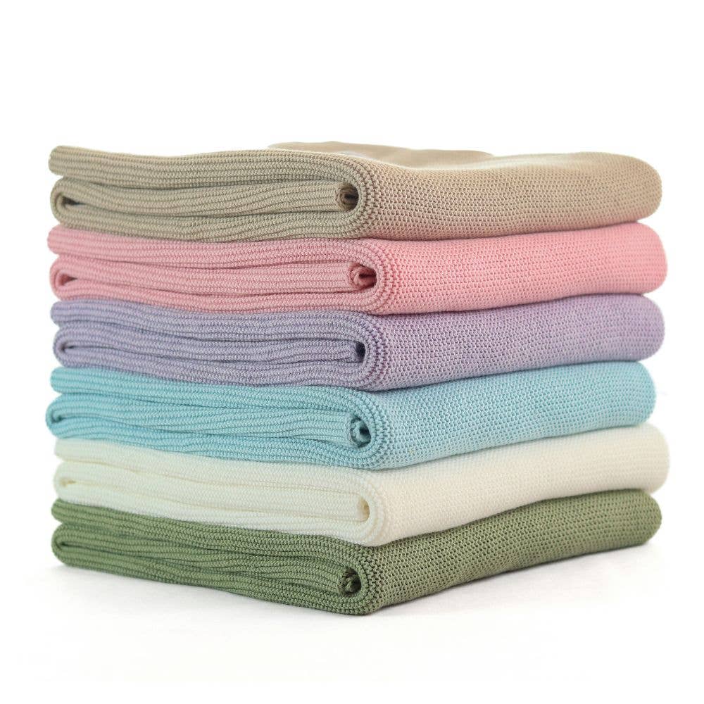 Classic Knit Blanket in Ivory