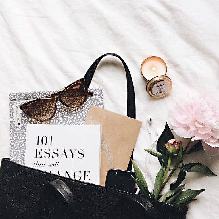 101 Essays That Will Change The Way You Think - Hardcover - Brianna Weist