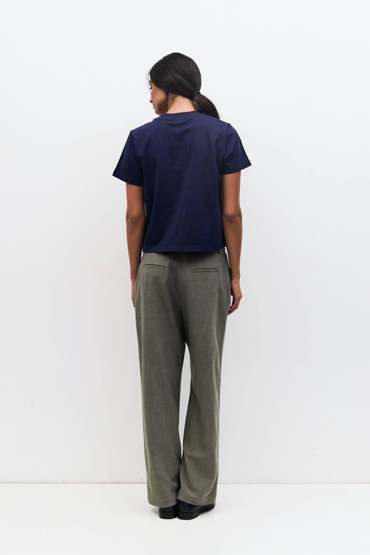 The Lanie Top Women's Heavyweight Cotton T-Shirt - Navy