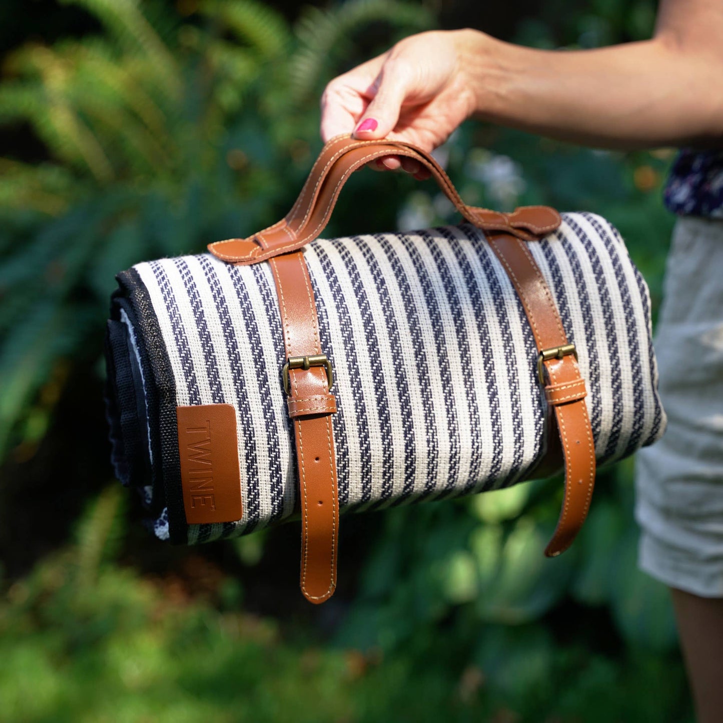 Waterproof Picnic Blanket w Genuine Leather Carrying Straps