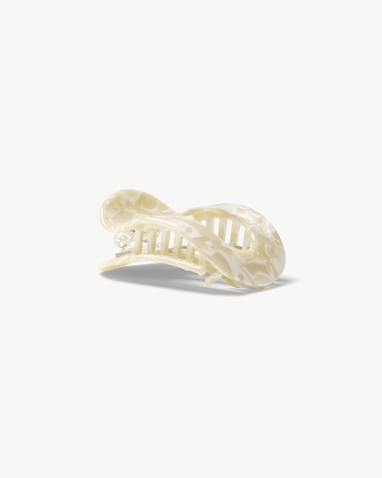 Yoga Claw in Ivory