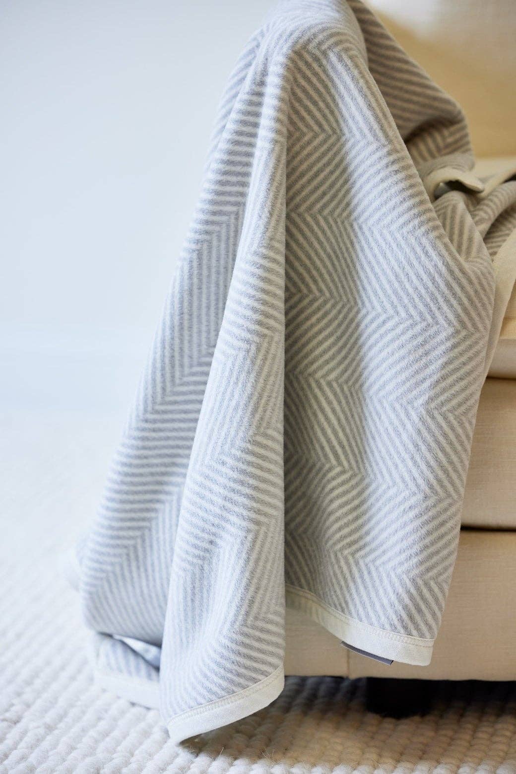 Harborview Herringbone Light Grey Blanket - Original