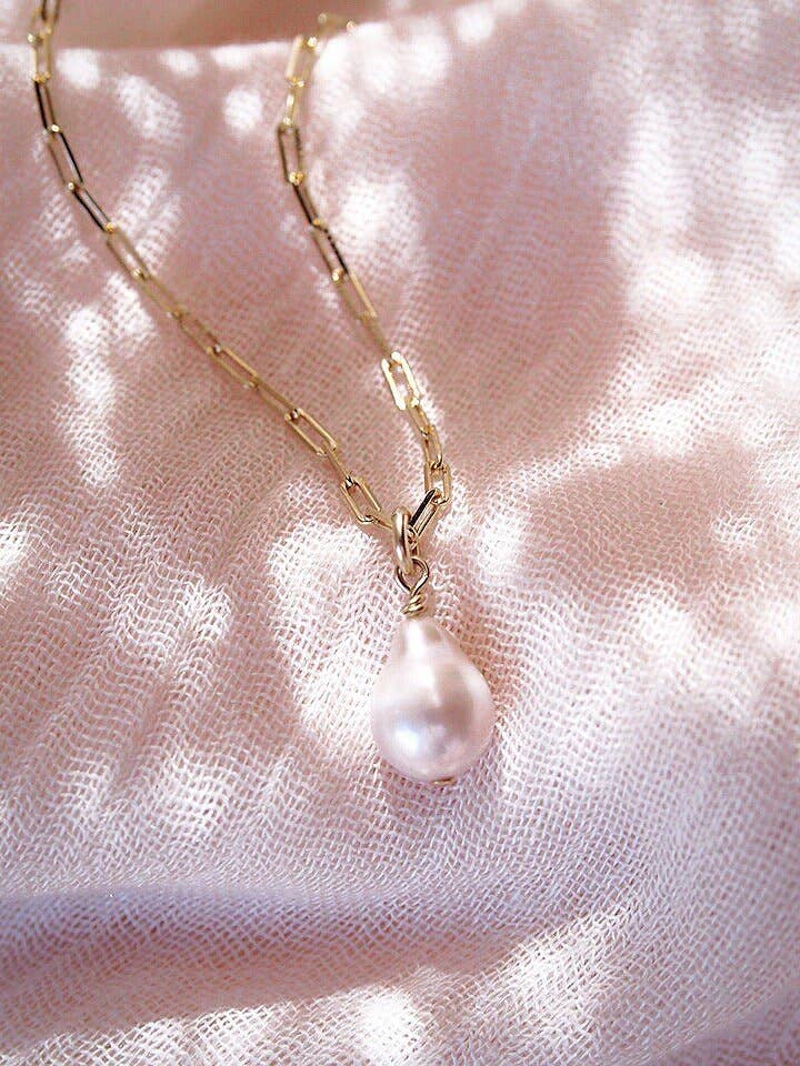 Dainty Baroque Pearl Necklace - 18 in