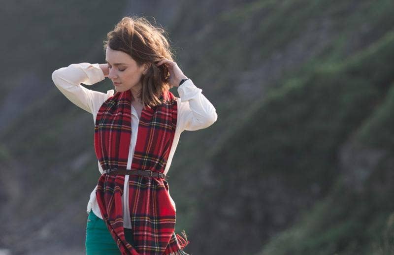 Blanket Scarf - Classic Red Tartan