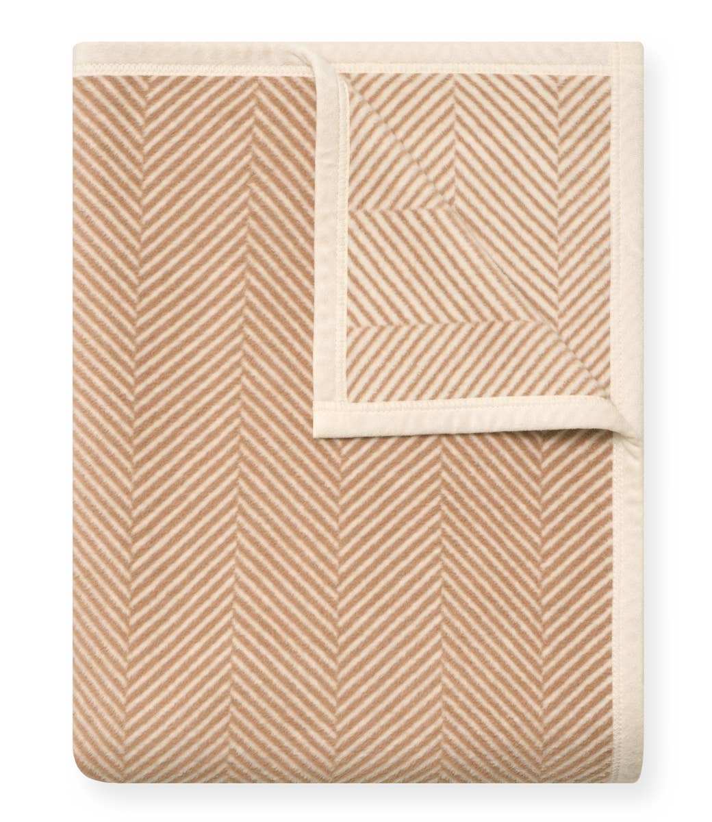 Harborview Herringbone Tan Blanket - Midi
