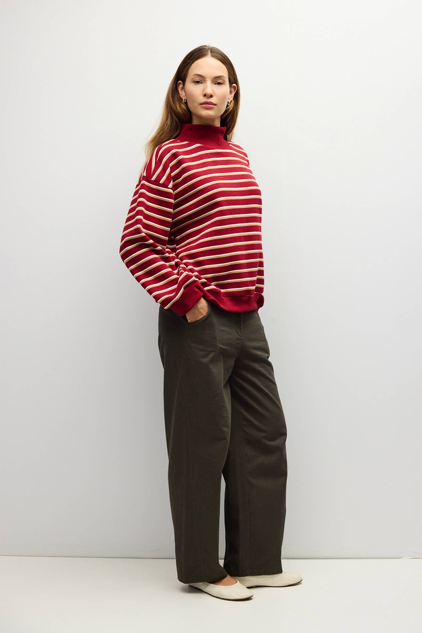 The Charlie Sweater Mock Sweatshirt - Red
