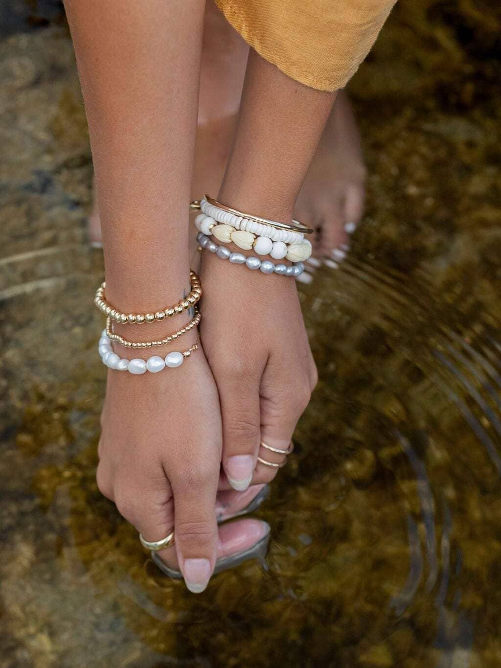 Gray Pearl Bracelet with Adjustable Gold Chain
