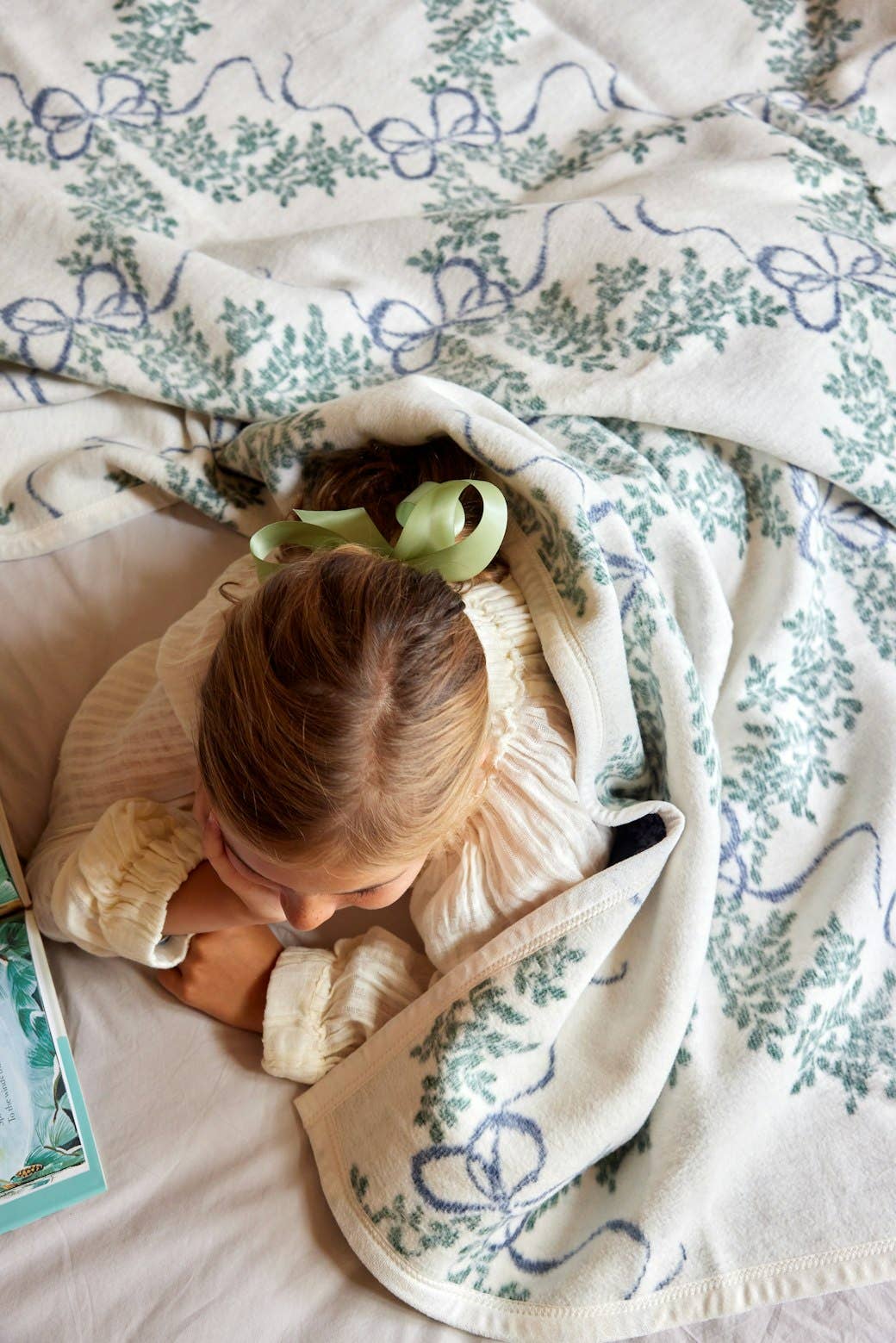 Boxwood Wreaths Blanket - Chappywrap