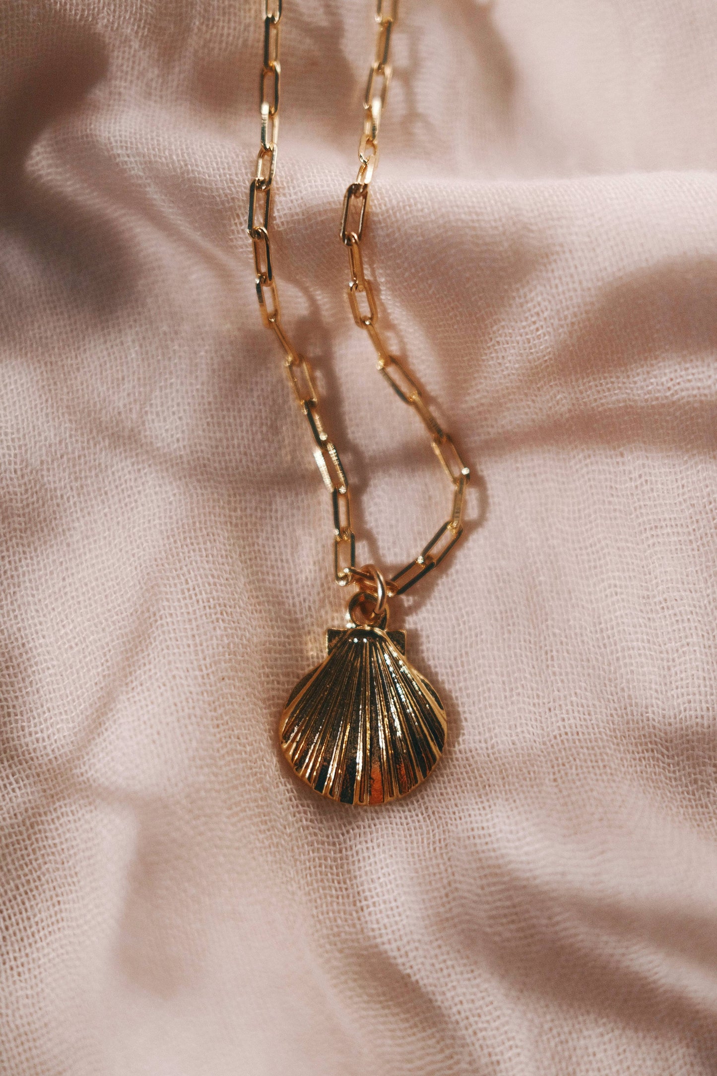 Gold Scallop Shell Necklace - 18 in