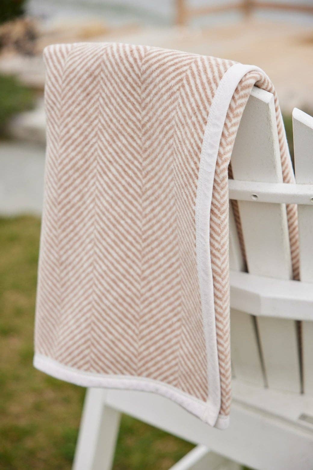 Harborview Herringbone Tan Blanket - Midi