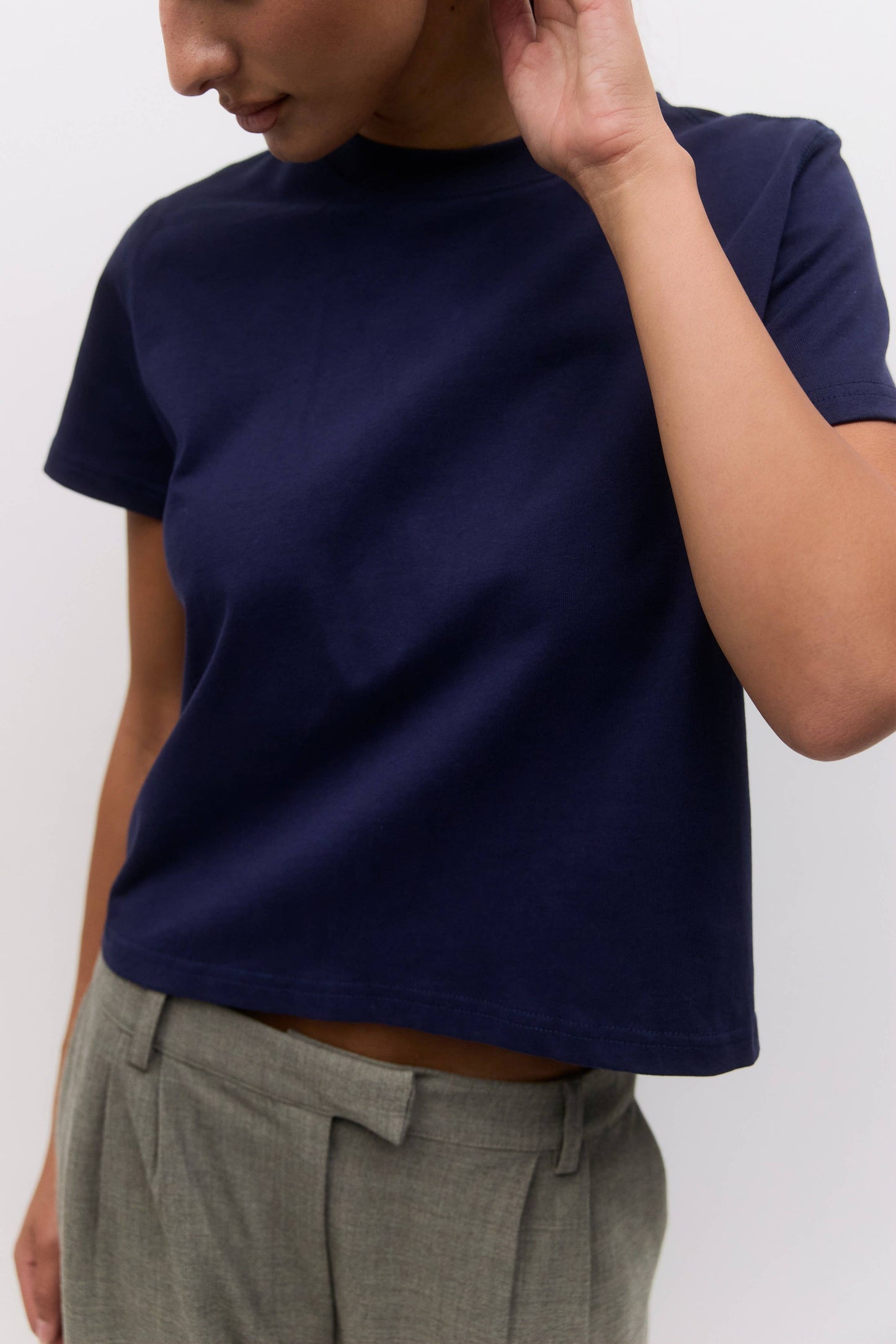 The Lanie Top Women's Heavyweight Cotton T-Shirt - Navy