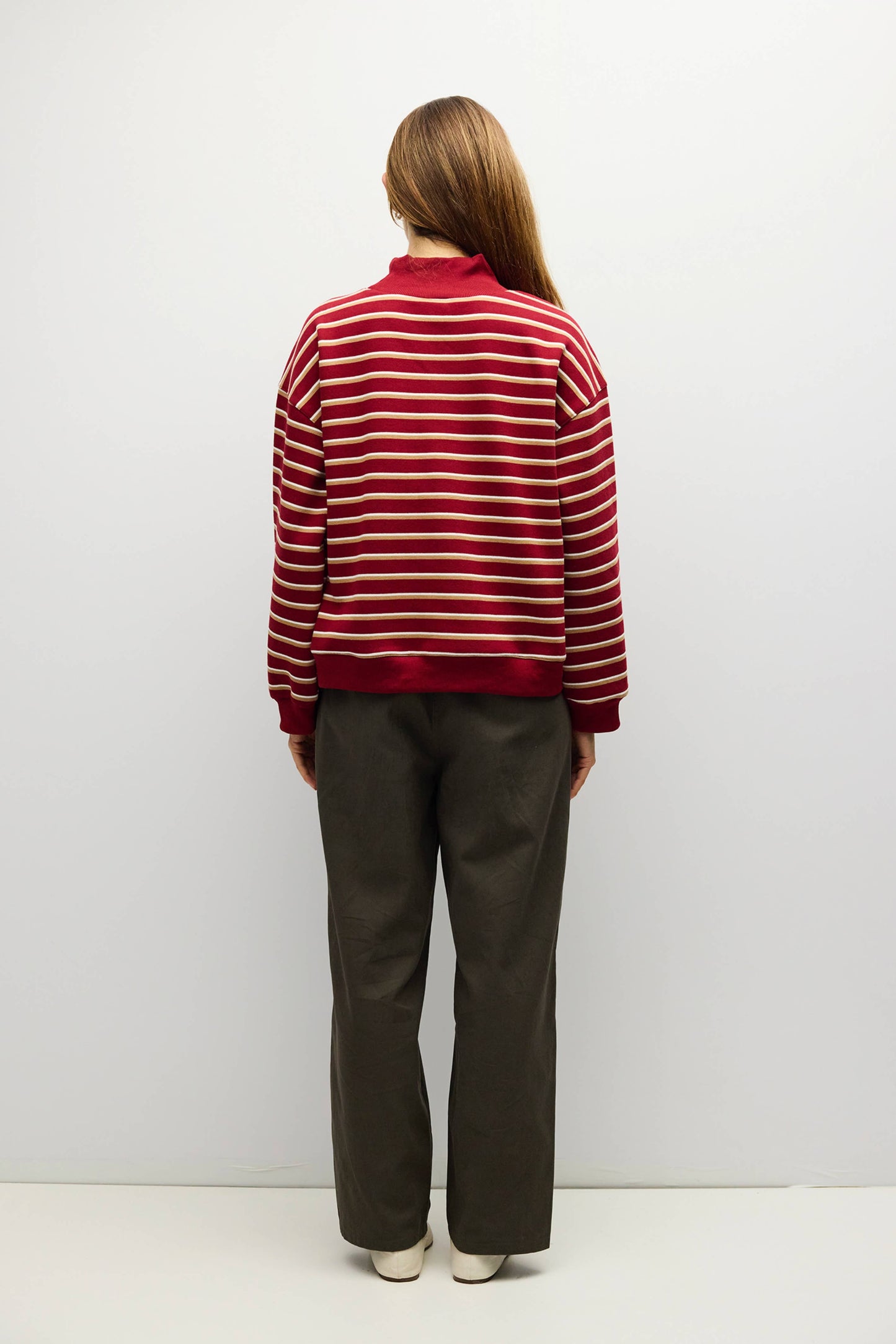 The Charlie Sweater Mock Sweatshirt - Red