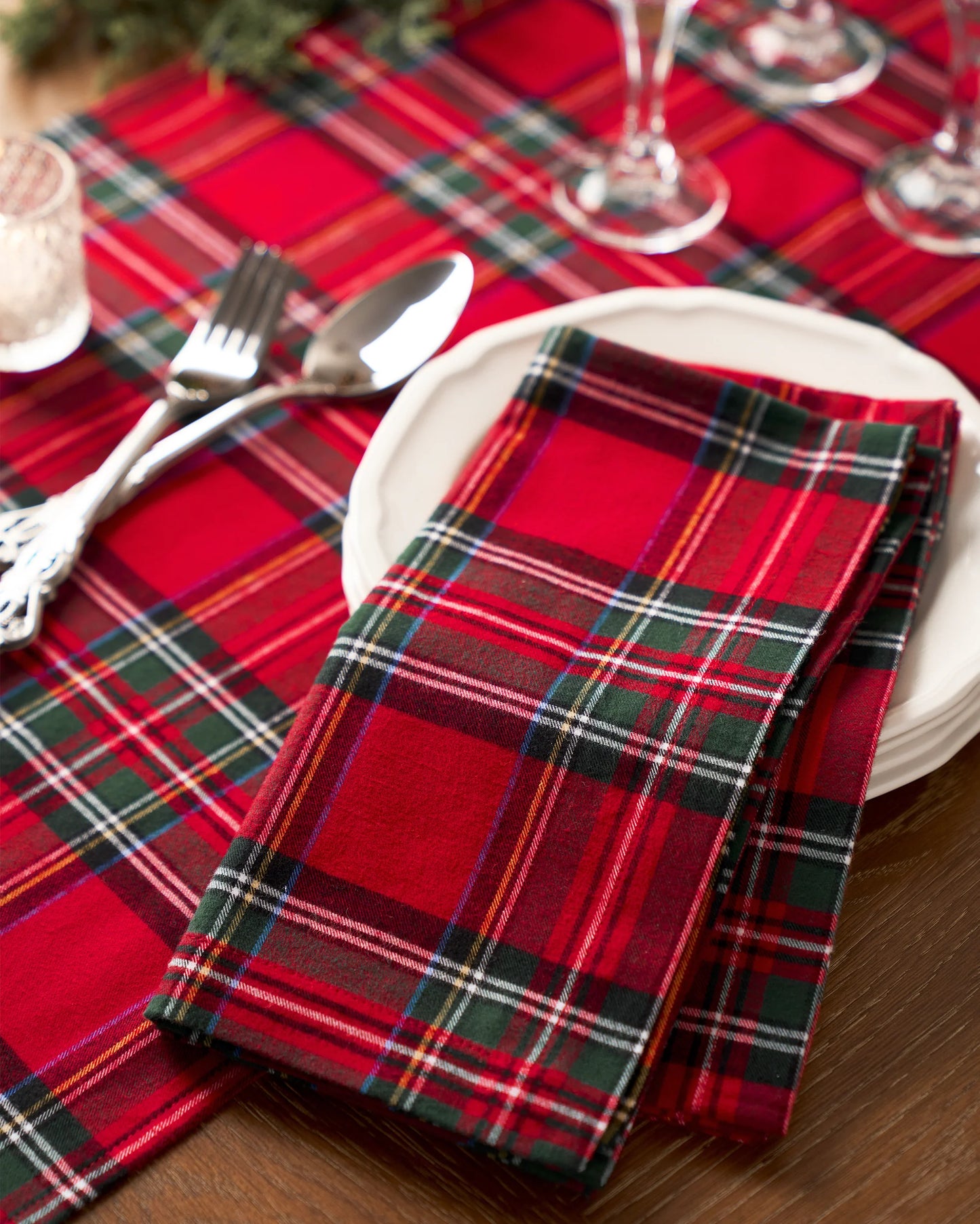 Signature Twill Napkins in Imperial Tartan (Set of 4) - Petite Plume