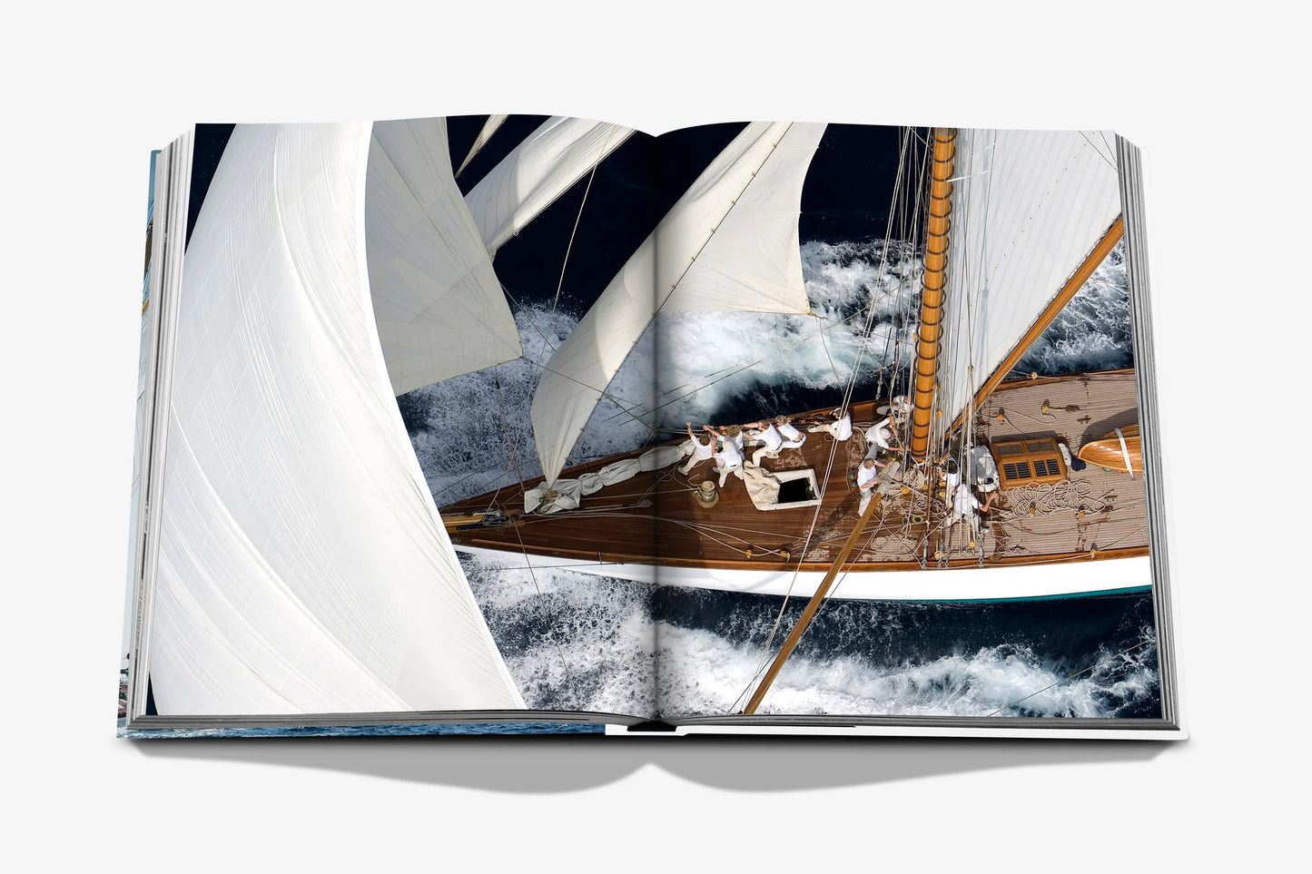 Saint Tropez Yachting - Assouline Books