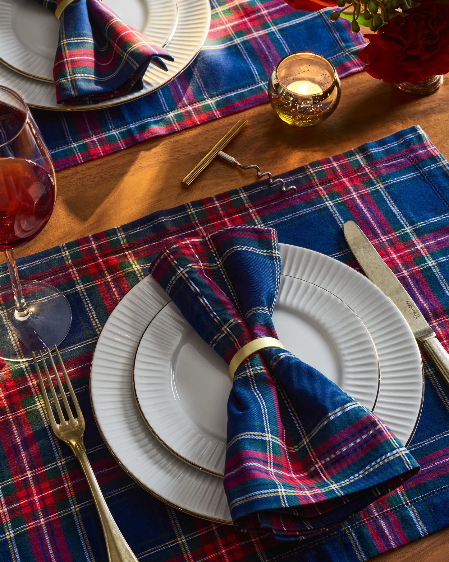 Signature Twill Placemats in Windsor Tartan (Set of 4) - Petite Plume