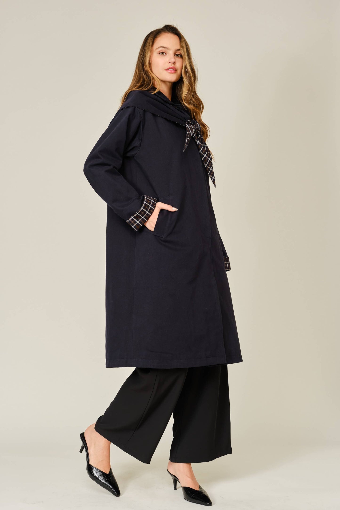 Detachable Scarf Button Down Jacket - Navy