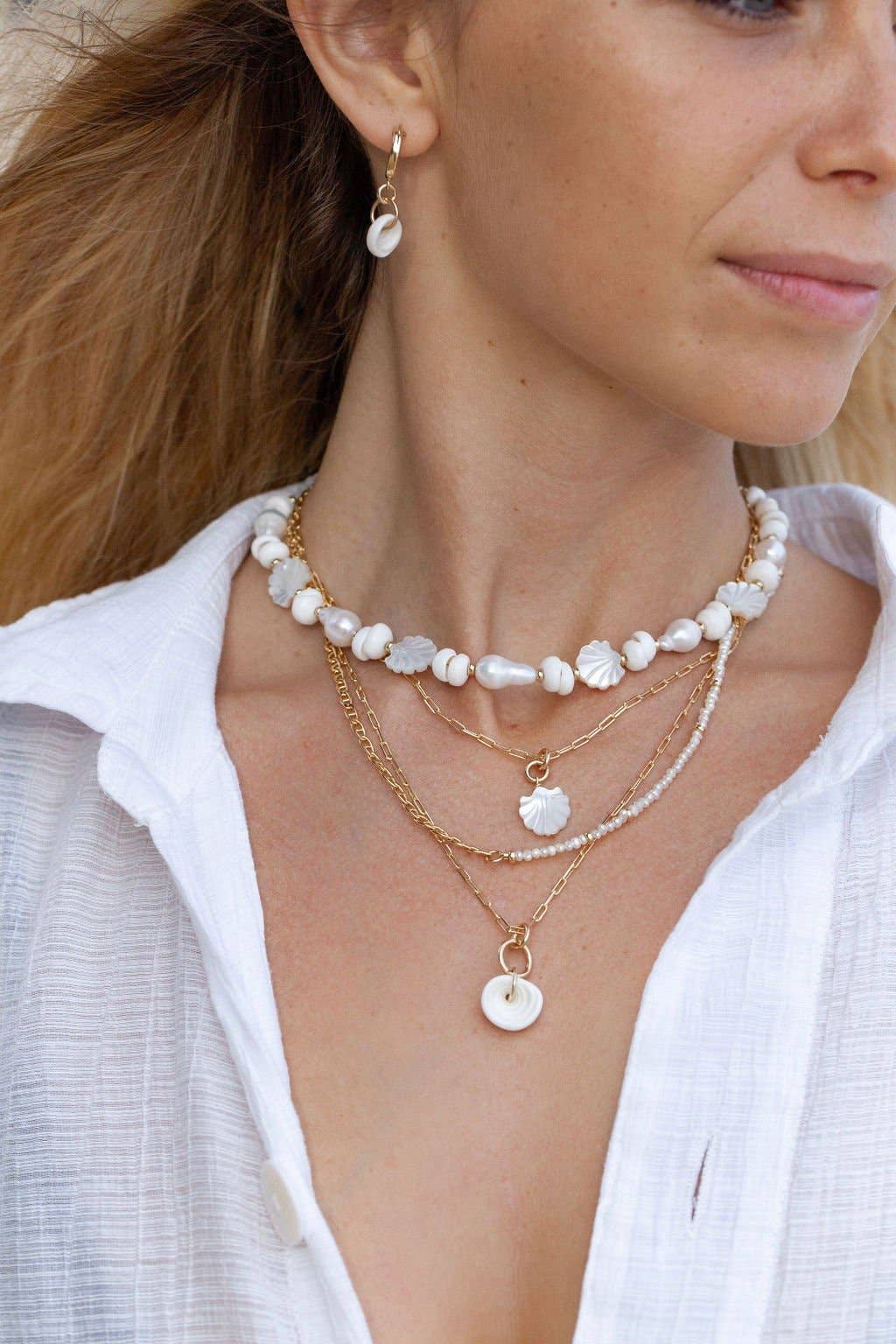 Gold Seashell Chain Necklace - 18 in