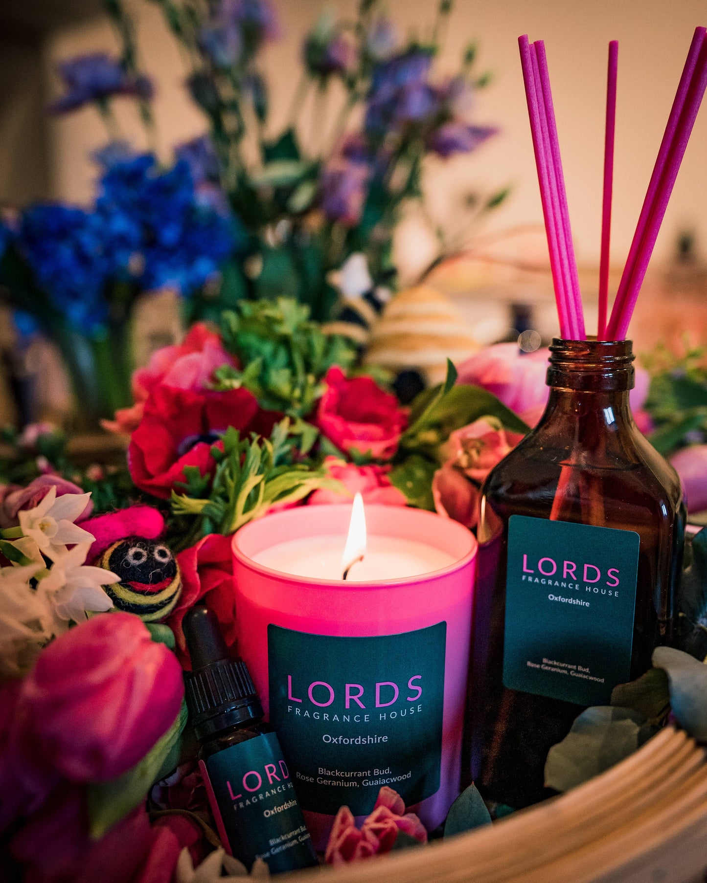 Oxfordshire Floral Candle - Lords Fragrance House
