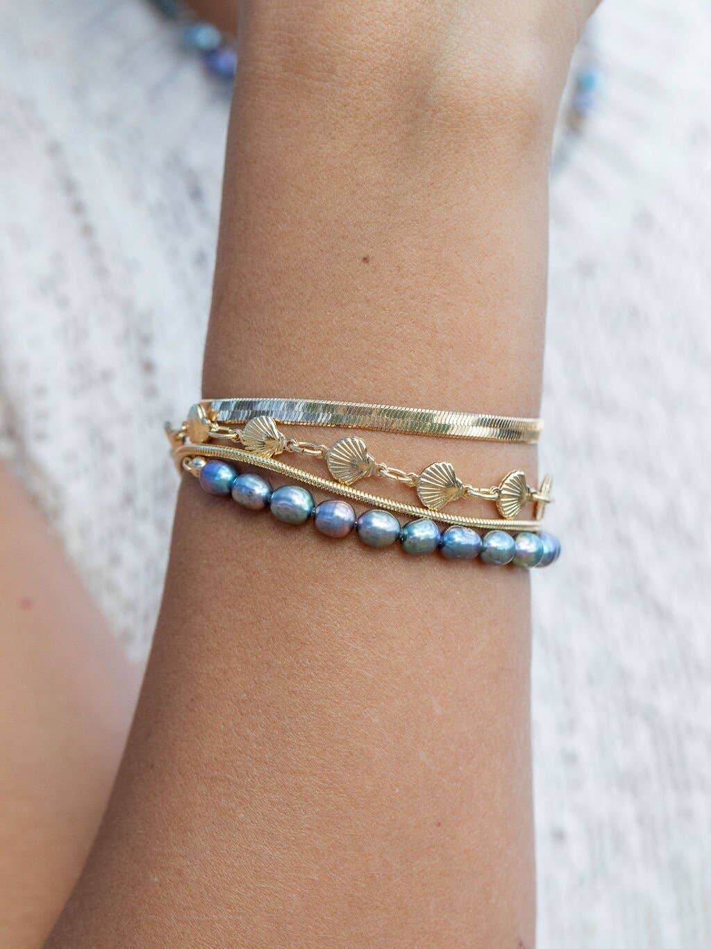 Peacock Pearl Bracelet with Adjustable Gold Chain