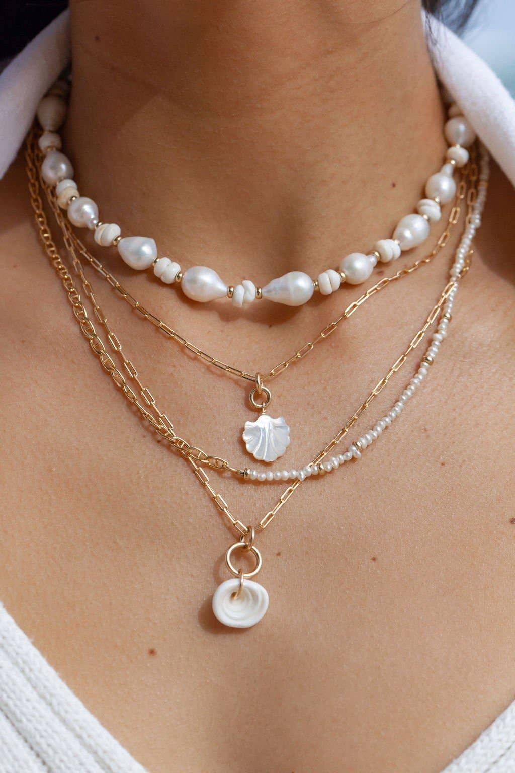 Gold Seashell Chain Necklace - 18 in
