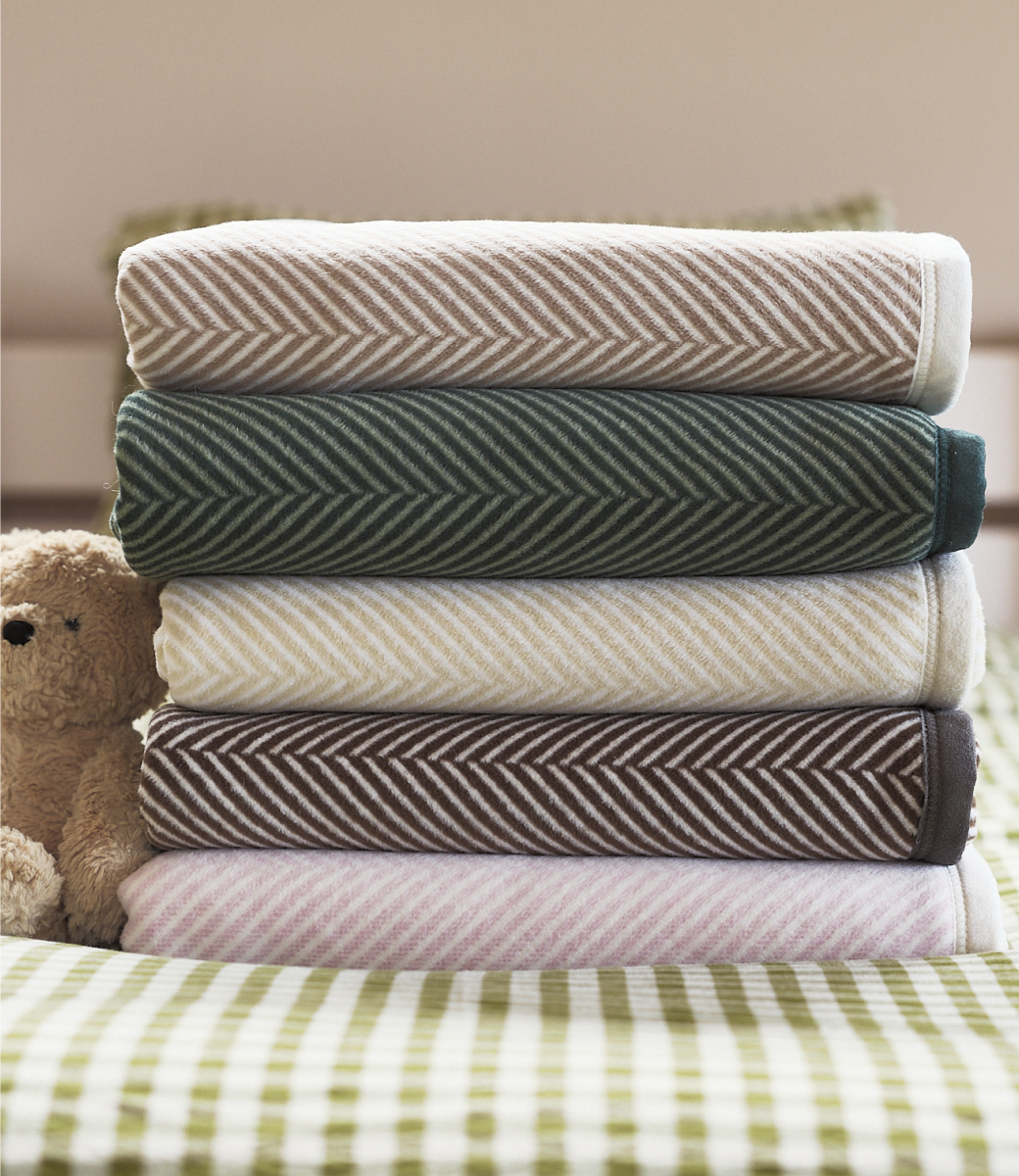 Harborview Herringbone Forest Green Midi Blanket
