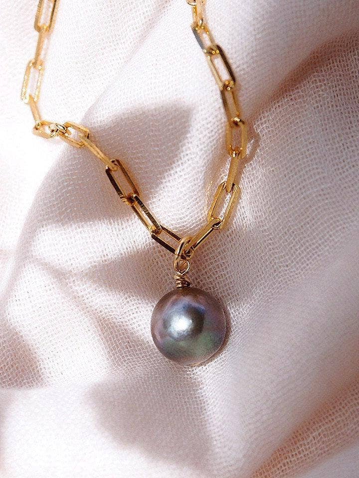 Tahitian Pearl Pendant Necklace - 18 in