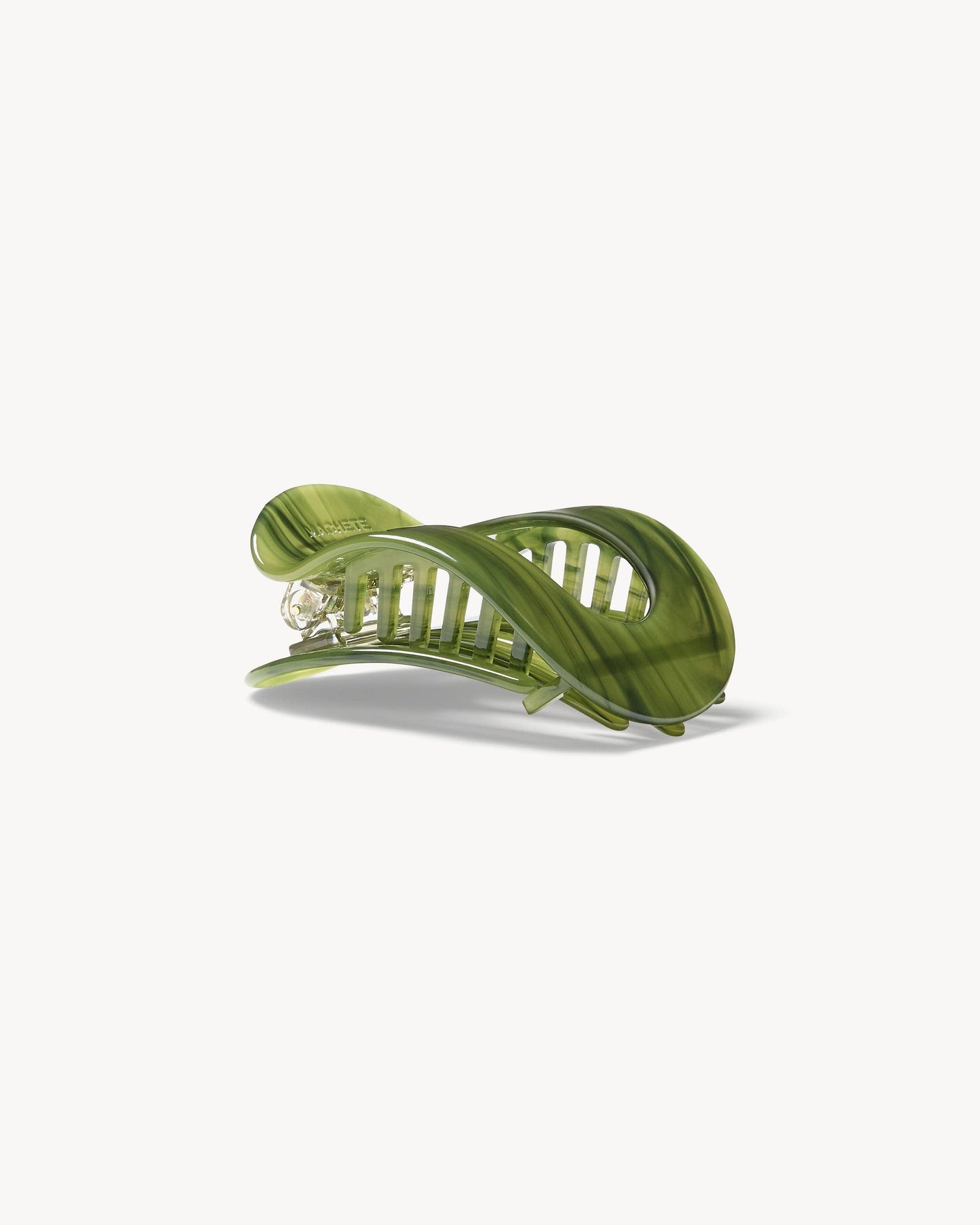 Yoga Claw in Algae