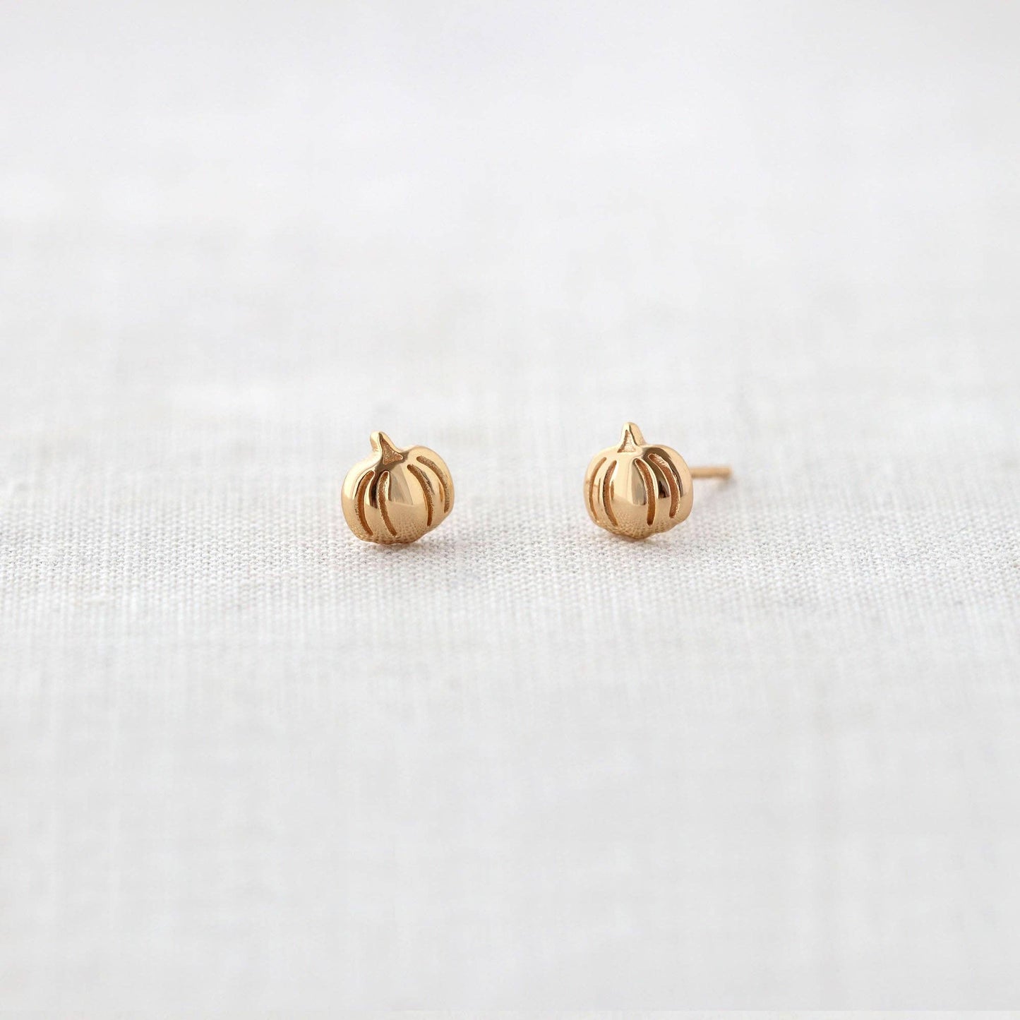 Pumpkin Stud Earrings: 18K Gold Vermeil