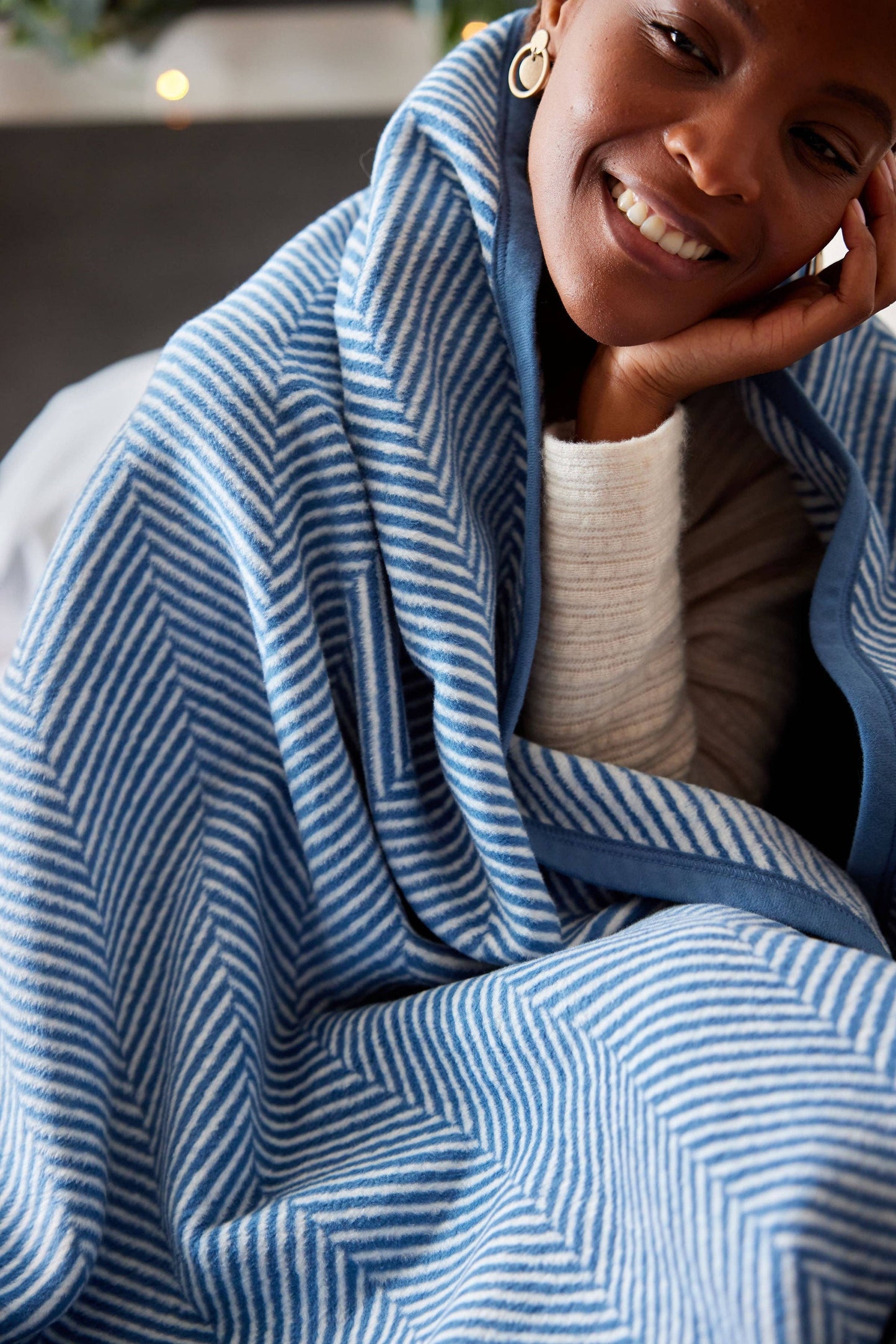 Harborview Herringbone Cornflower Blanket - Midi